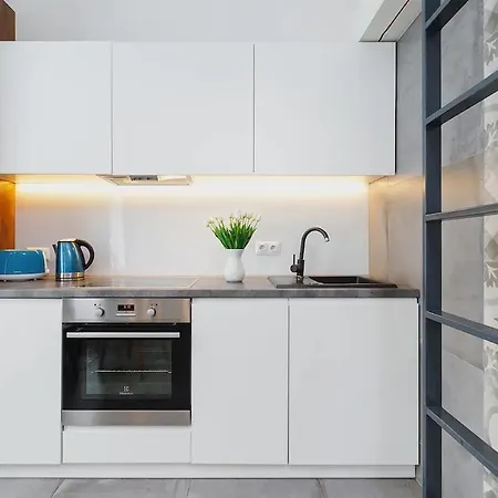 Apartment F-u-c-k *